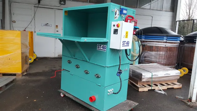 ST60 Puhallusvillakone